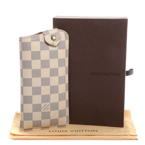 louis vuitton glasses case bag|louis vuitton sunglasses cases women.